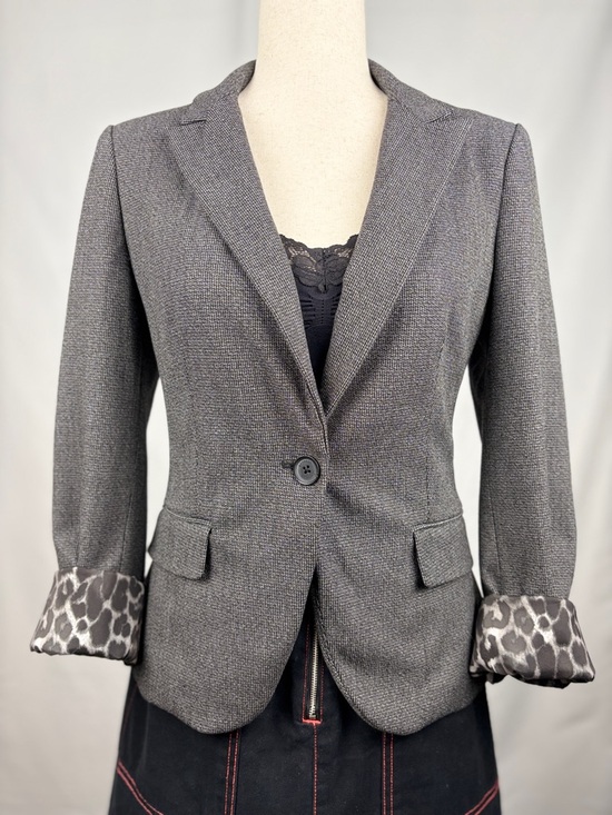 Express Jackets & Blazers - Express Gray Blazer Leopard Lined Cuffs Tailored Jacket Size 6
